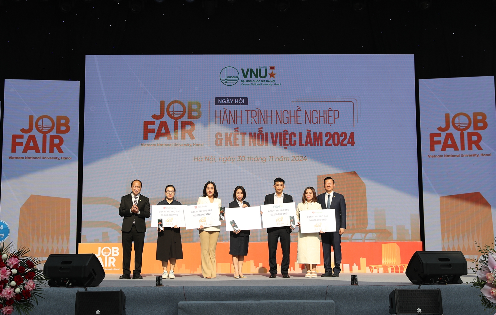 Đại học Quốc gia Hà Nội tổ chức Ngày hội “Hành trình nghề nghiệp và Kết nối việc làm” năm 2024