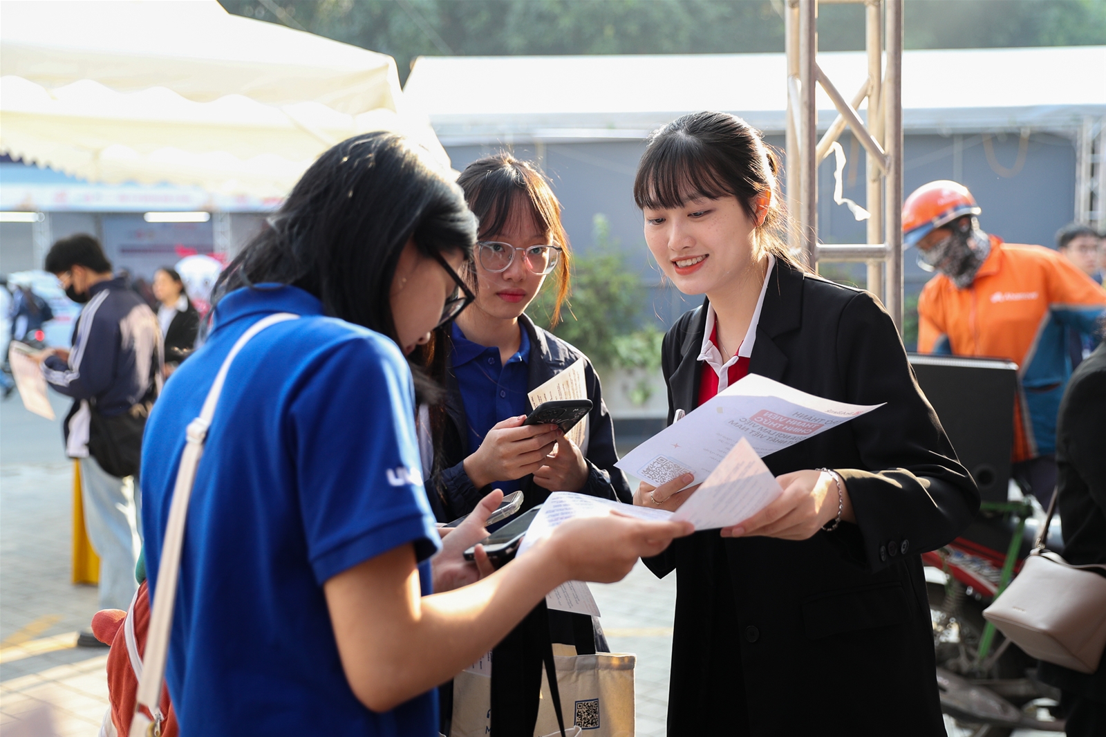 Đại học Quốc gia Hà Nội tổ chức Ngày hội “Hành trình nghề nghiệp và Kết nối việc làm” năm 2024