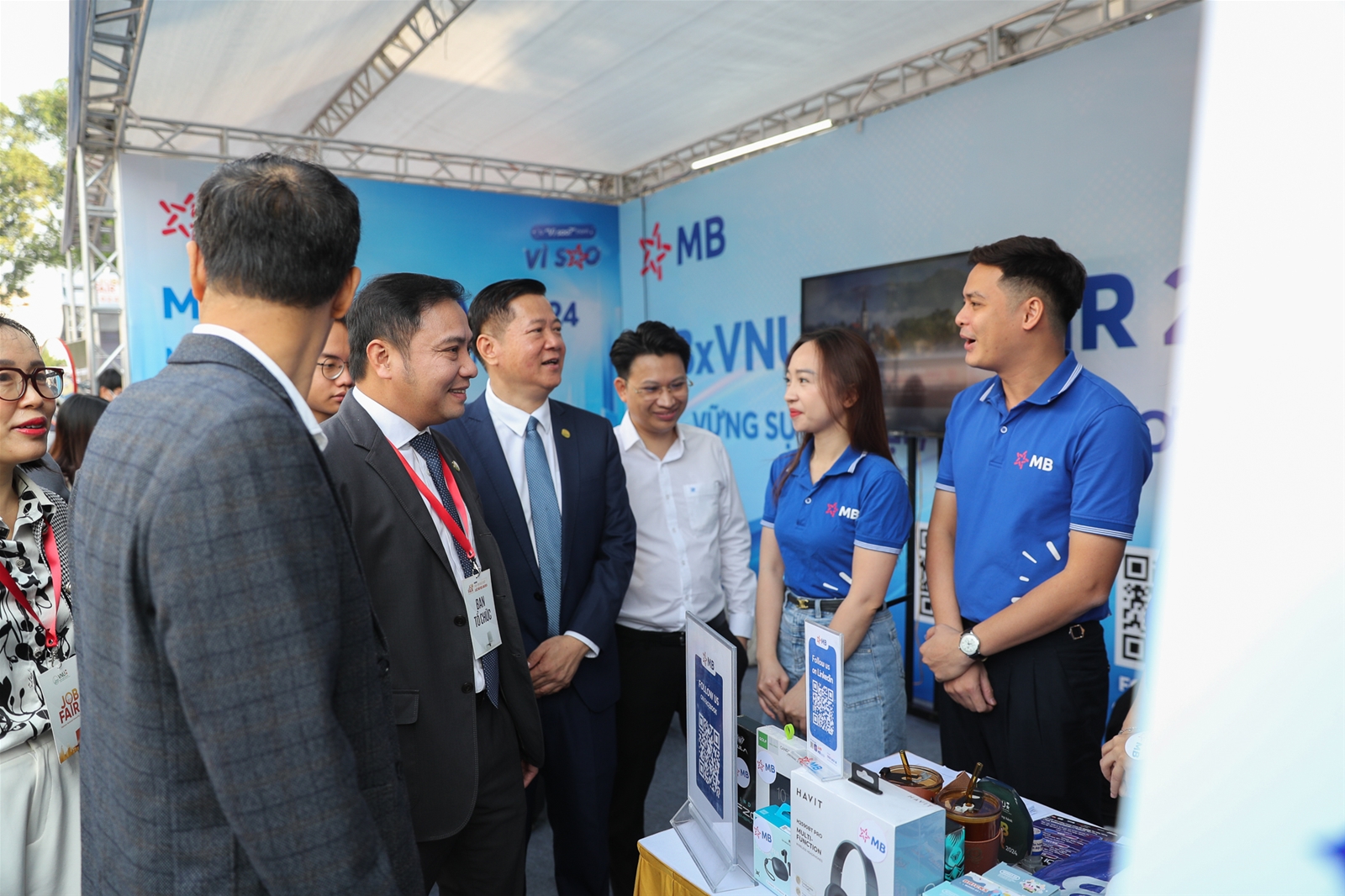 Đại học Quốc gia Hà Nội tổ chức Ngày hội “Hành trình nghề nghiệp và Kết nối việc làm” năm 2024