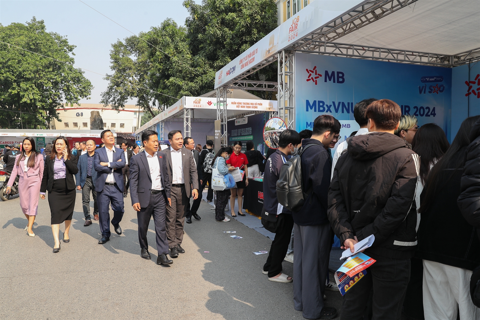 Đại học Quốc gia Hà Nội tổ chức Ngày hội “Hành trình nghề nghiệp và Kết nối việc làm” năm 2024