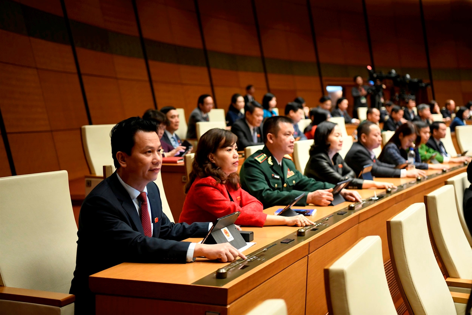 Quốc hội thông qua Luật Đất đai (sửa đổi) với tỷ lệ tán thành cao