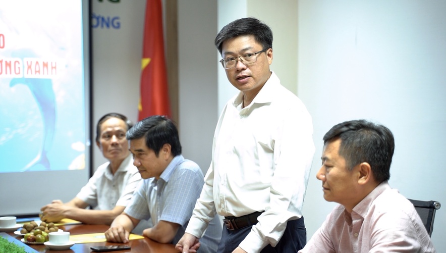 Chấm Chung khảo cuộc thi ảnh “Hành động vì đại dương xanh”