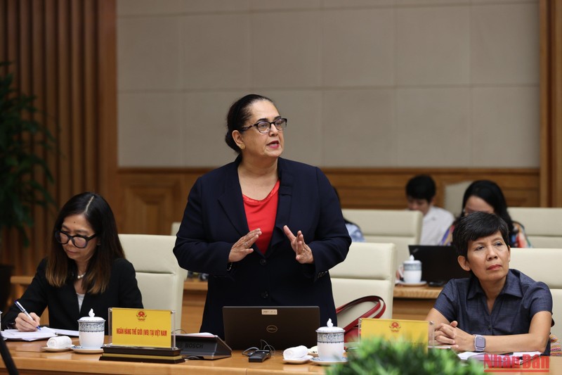 Thủ tướng Phạm Minh Chính chủ trì buổi làm việc lấy ý kiến hoàn thiện Đề án kinh tế vĩ mô