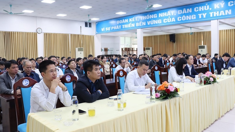 Công ty than Hạ Long - TKV: Triển khai các giải pháp đảm bảo an toàn - vệ sinh lao động năm 2024