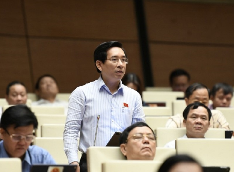 Đại biểu Quốc hội 'cực kỳ lo lắng' về việc miễn giấy phép khai thác khoáng sản