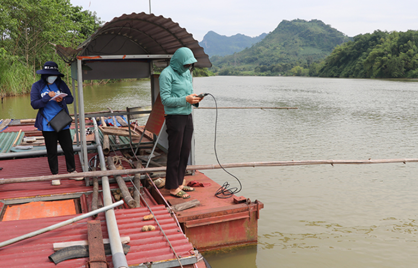 Sớm làm rõ nguyên nhân cá đặc sản nuôi lồng tại Tuyên Quang chết hàng loạt