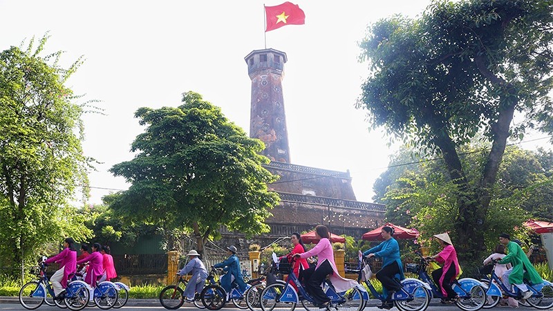 Tết Độc lập rộn ràng trên mọi miền đất nước