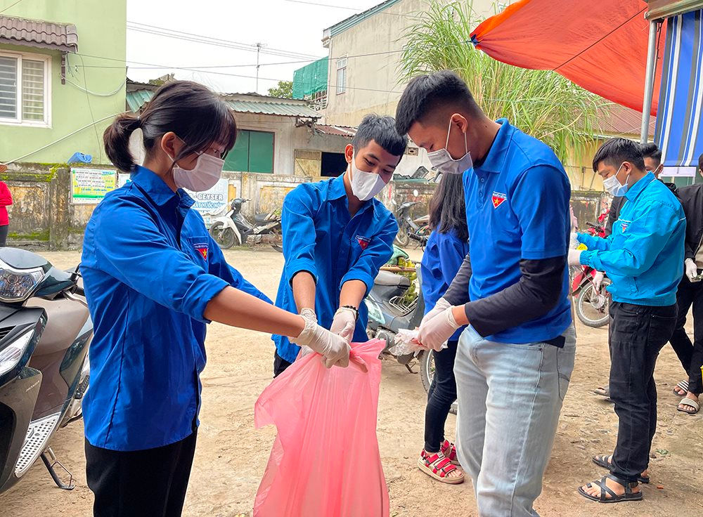 Quảng Trị thành lập đội thanh niên tình nguyện phòng chống rác thải nhựa