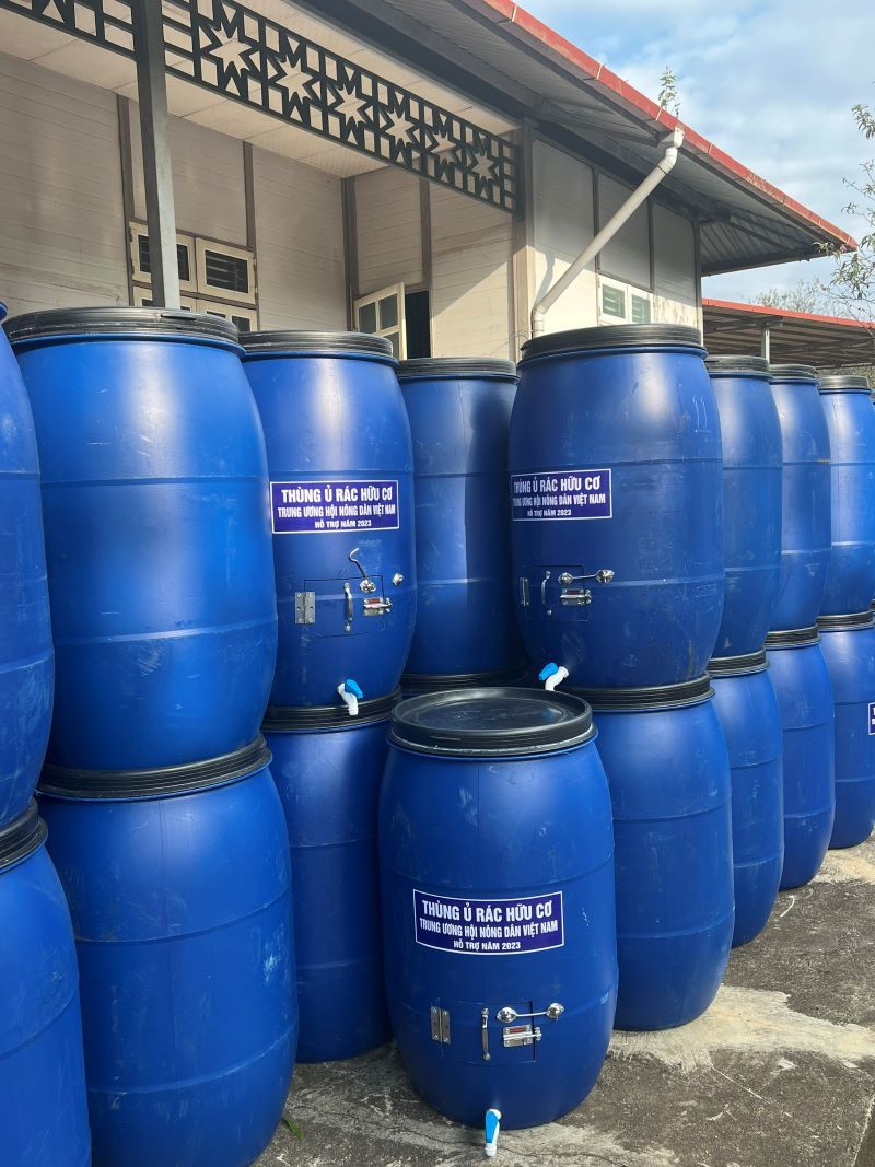 Hội Nông dân Việt Nam tổ chức Tập huấn chuyển giao khoa học kỹ thuật cho các hộ tham gia mô hình điểm “Hộ nông dân tham gia phân loại, thu gom, vận chuyển rác thải sinh hoạt ở nông thôn” tại Sơn La