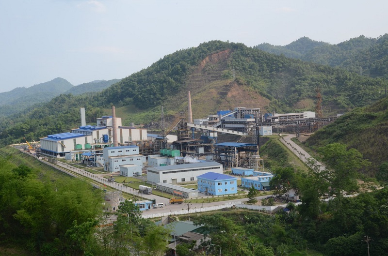 Công ty CP Gang thép Cao Bằng: Ra quân trồng cây mừng Đảng, mừng Xuân