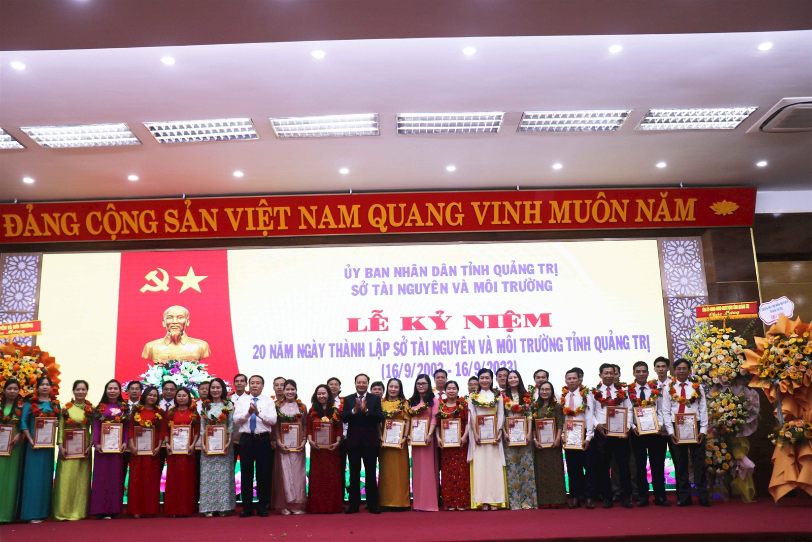 Thứ trưởng Lê Minh Ngân dự Lễ kỷ niệm 20 năm thành lập Sở TN&MT tỉnh Quảng Trị