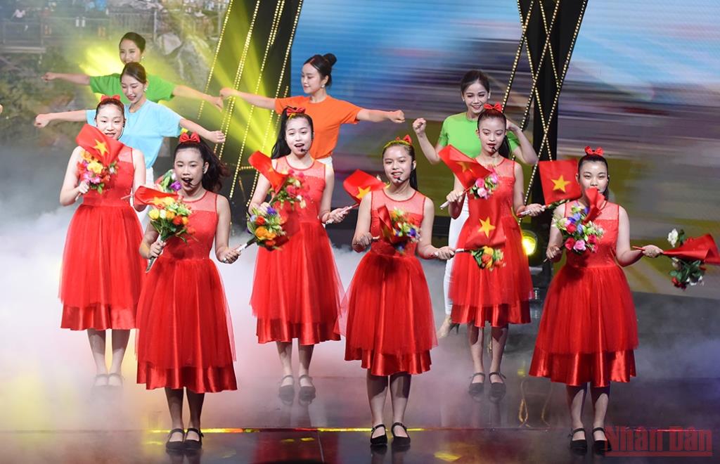 Thủ tướng Phạm Minh Chính dự chương trình “Khát vọng Đại dương xanh”