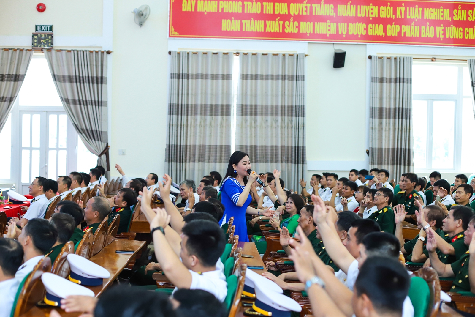 “Nghệ sĩ Trường Sa” kể chuyện nghề đầu xuân mới