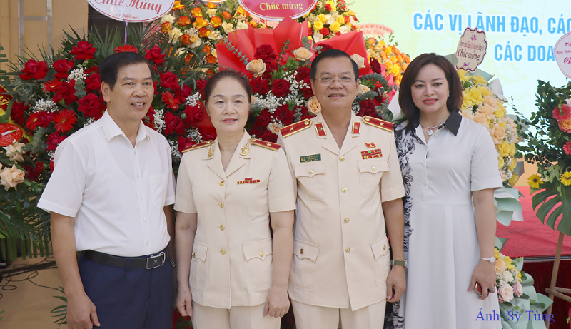 Câu lạc bộ Tướng lĩnh, sĩ quan Công an Thanh Hóa tại Hà Nội gặp mặt truyền thống