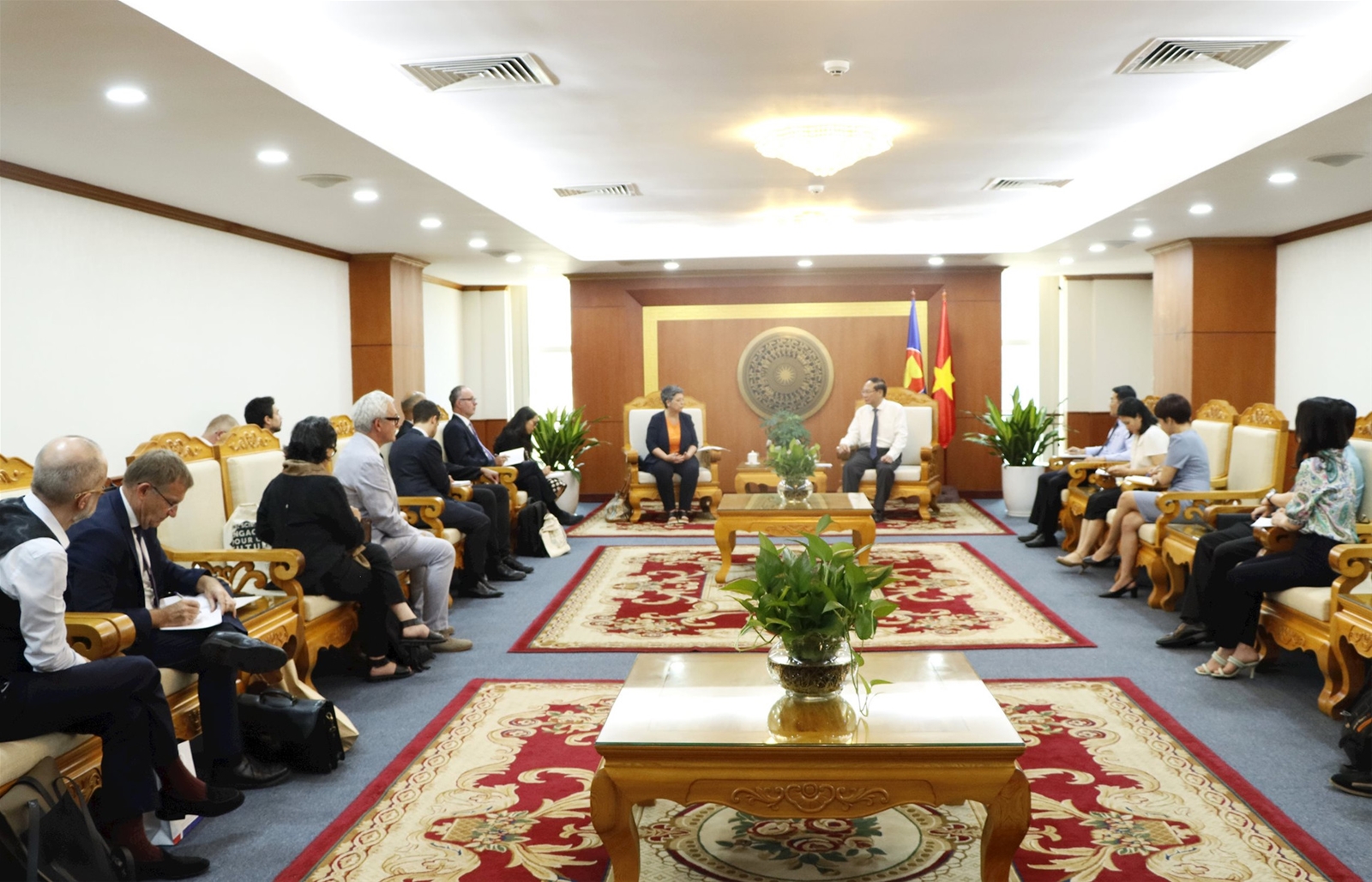 Việt Nam - Pháp: Tăng cường hợp tác nghiên cứu khoa học về tài nguyên môi trường