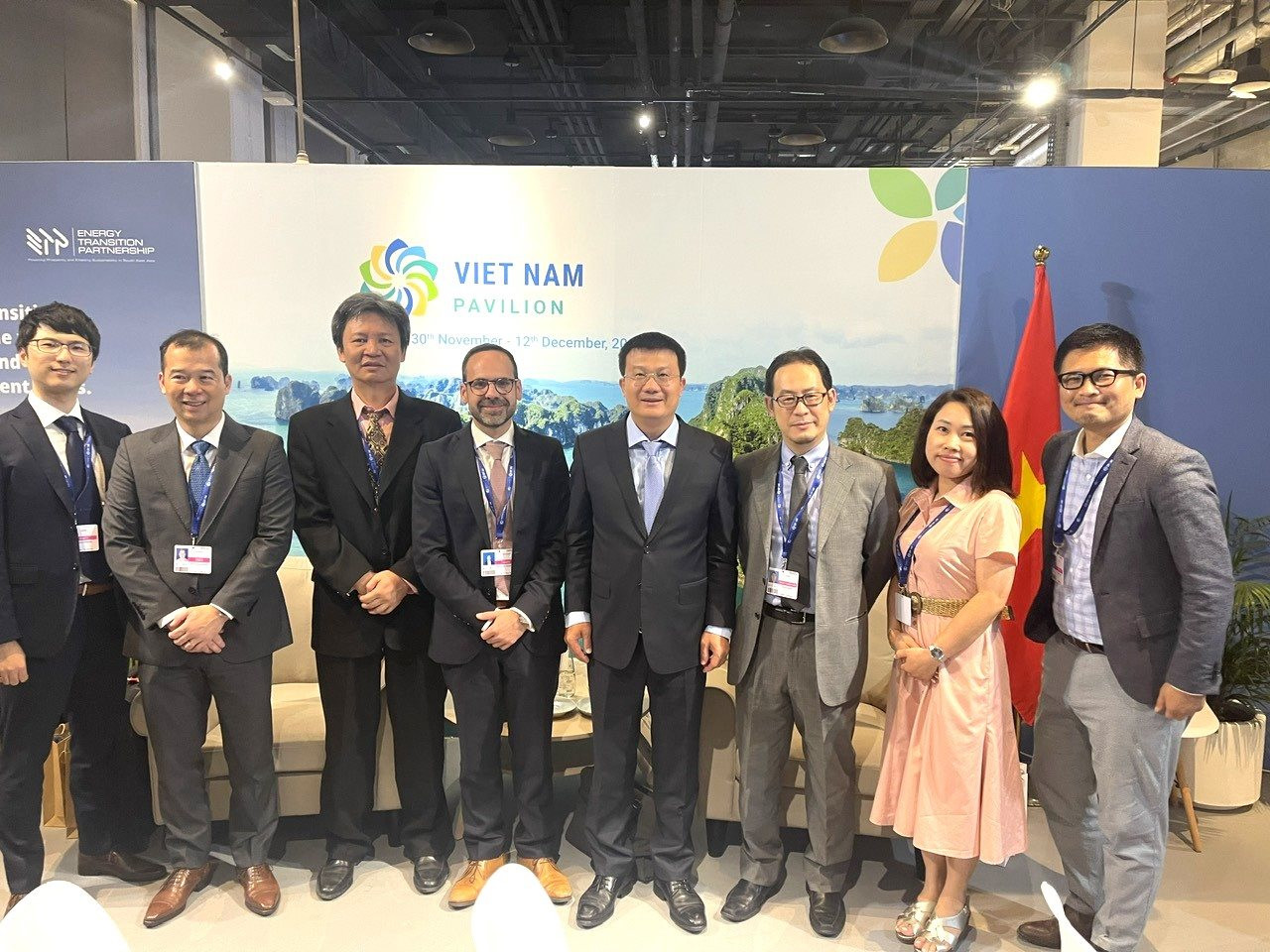 Sự kiện bên lề COP28: Việt Nam chia sẻ tiến độ tiến độ xây dựng chính sách giảm phát thải