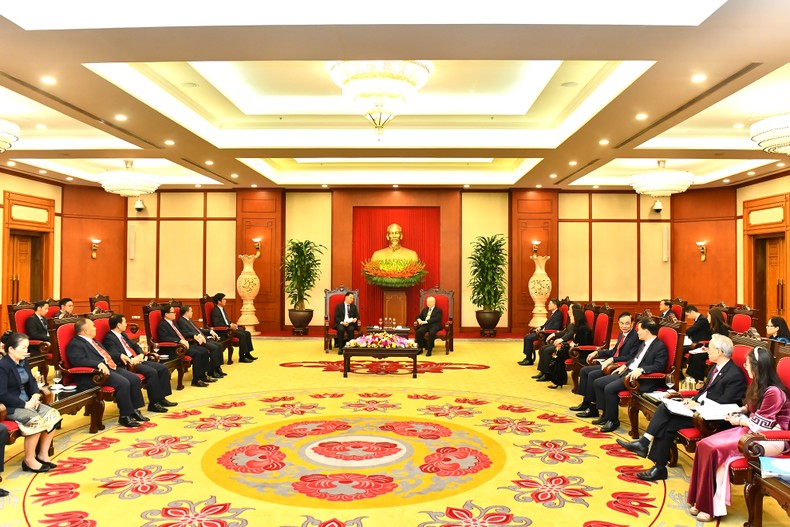 Thắt chặt quan hệ đoàn kết đặc biệt Việt Nam-Lào