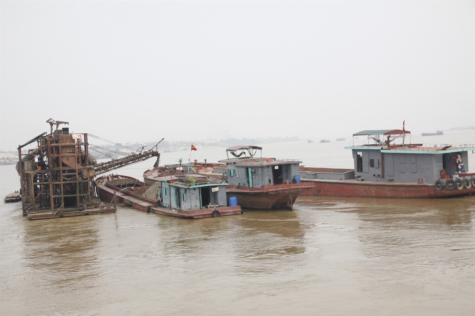Thanh tra việc cấp phép khai thác khoáng sản làm vật liệu xây dựng