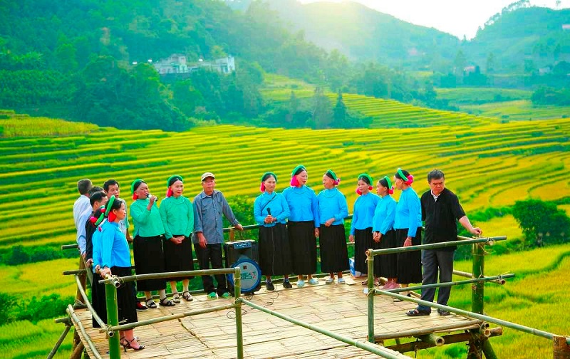 Nghệ thuật trình diễn hát soóng cọ được vinh danh