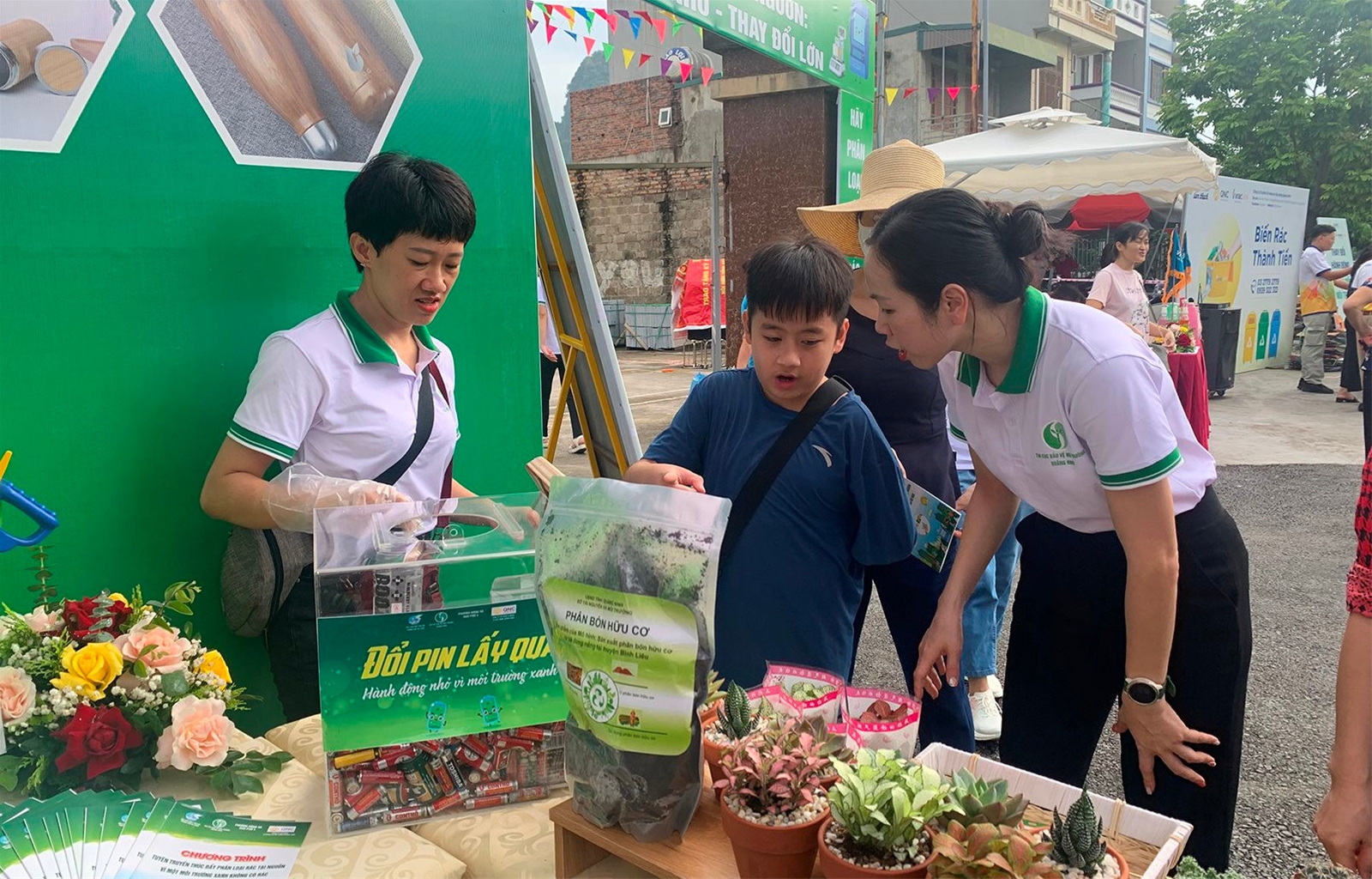 Quảng Ninh: Tổ chức tuyên truyền vì một môi trường xanh không rác