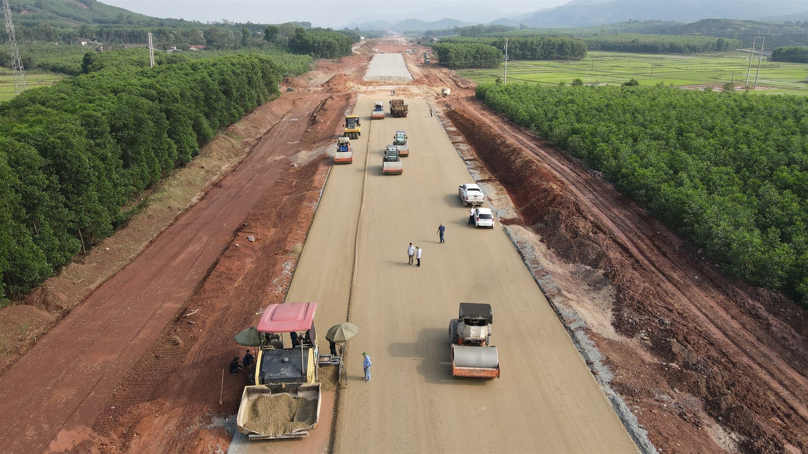 Đầu tư công năm 2024: Tránh dàn trải để tăng hiệu quả