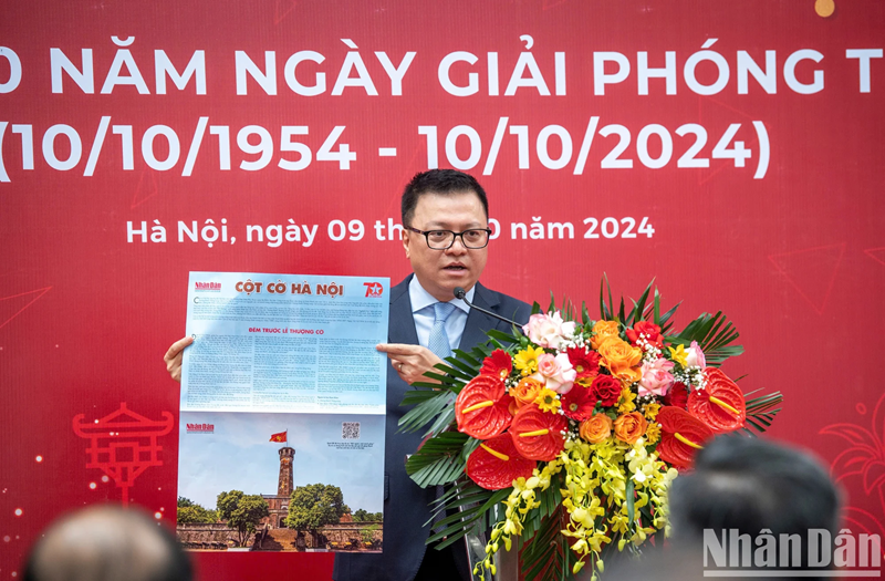 (Ảnh) Khai mạc Triển lãm tương tác Cột cờ Hà Nội kỷ niệm 70 năm ngày Giải phóng Thủ đô