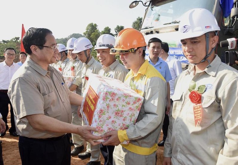 Khởi công xây dựng Dự án cao tốc Tuyên Quang-Hà Giang giai đoạn 1