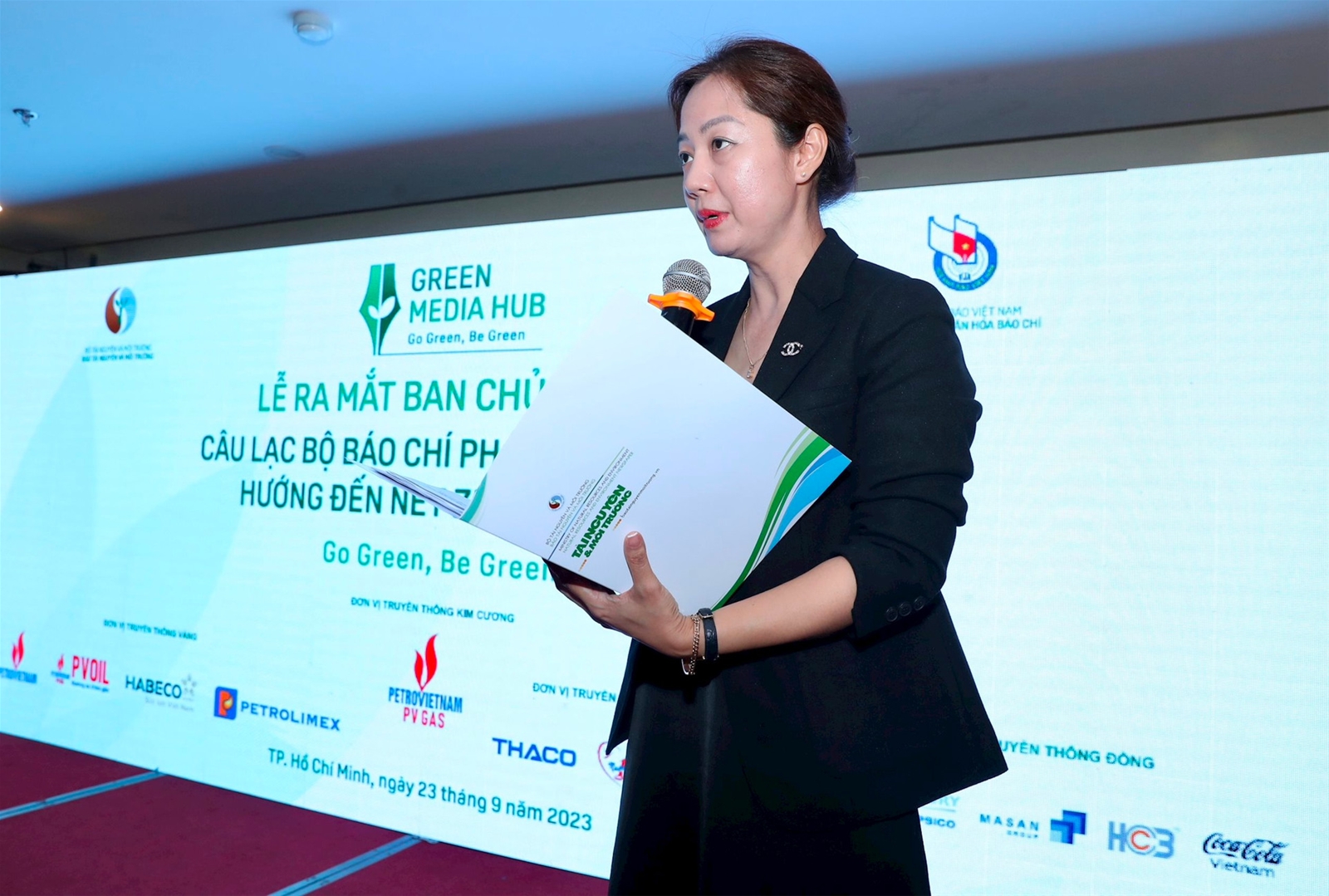 Thứ trưởng Bộ TN&MT Lê Công Thành dự Lễ ra mắt Ban Chủ nhiệm CLB Báo chí Phát triển Xanh hướng đến Net Zero Carbon