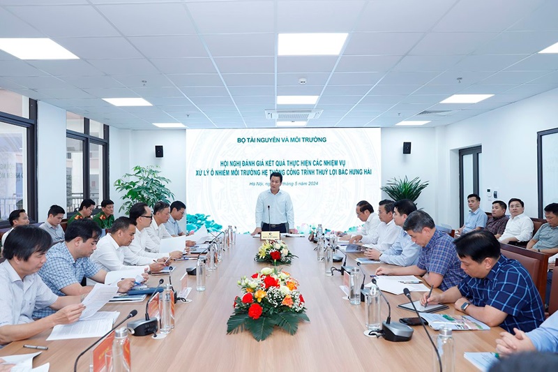 Các địa phương cần sớm triển khai kế hoạch xử lý ô nhiễm môi trường hệ thống công trình thuỷ lợi Bắc Hưng Hải