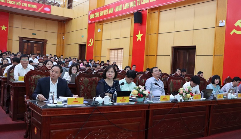 Bộ TN&MT phổ biến pháp luật về đất đai và tài nguyên nước tại Bắc Kạn