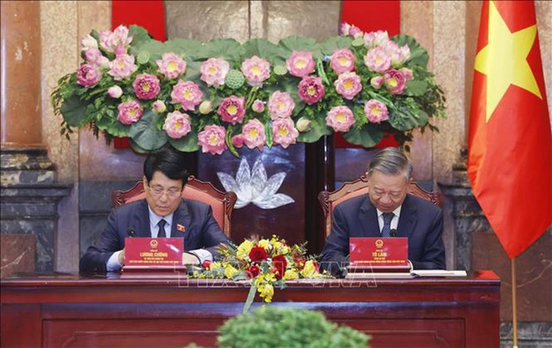 Tổng Bí thư Tô Lâm, Chủ tịch nước Lương Cường bàn giao công tác Chủ tịch nước