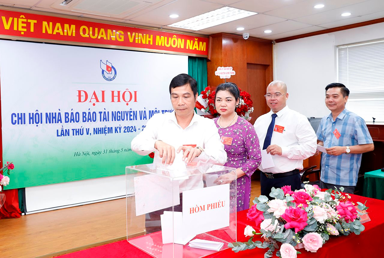 Tổ chức thành công Đại hội Chi hội Nhà báo Báo Tài nguyên và Môi trường nhiệm kỳ 2024 - 2026