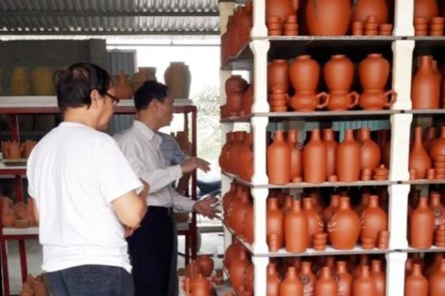 Bát Tràng - Từ làng nghề khói bụi đến làng nghề xanh