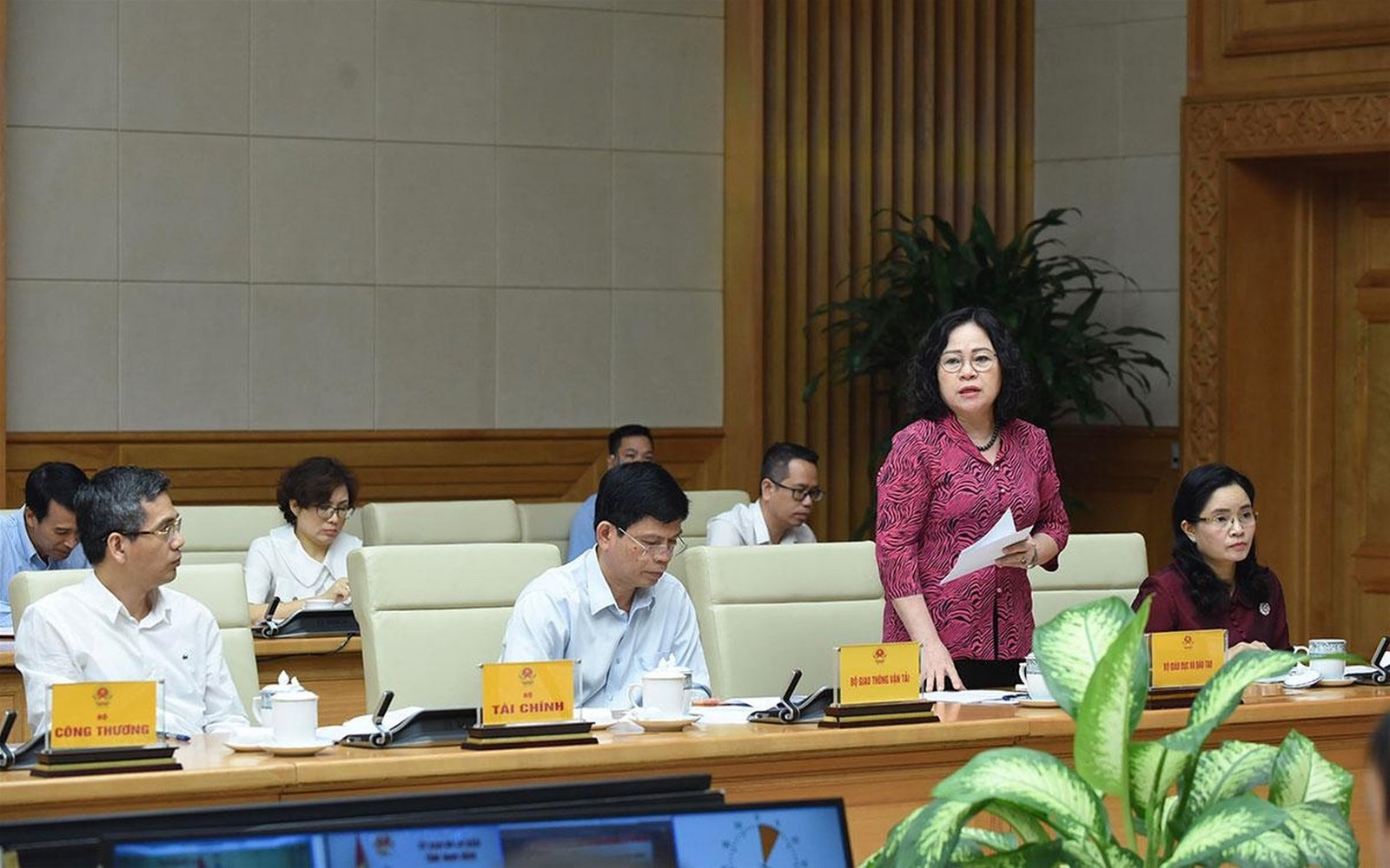 Thủ tướng Phạm Minh Chính chủ trì Phiên họp lần thứ 18 Ban Chỉ đạo quốc gia phòng, chống dịch Covid-19