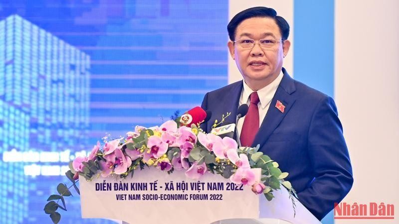 Kiên trì ổn định kinh tế vĩ mô là “chìa khóa” quan trọng để đất nước phát triển mạnh mẽ