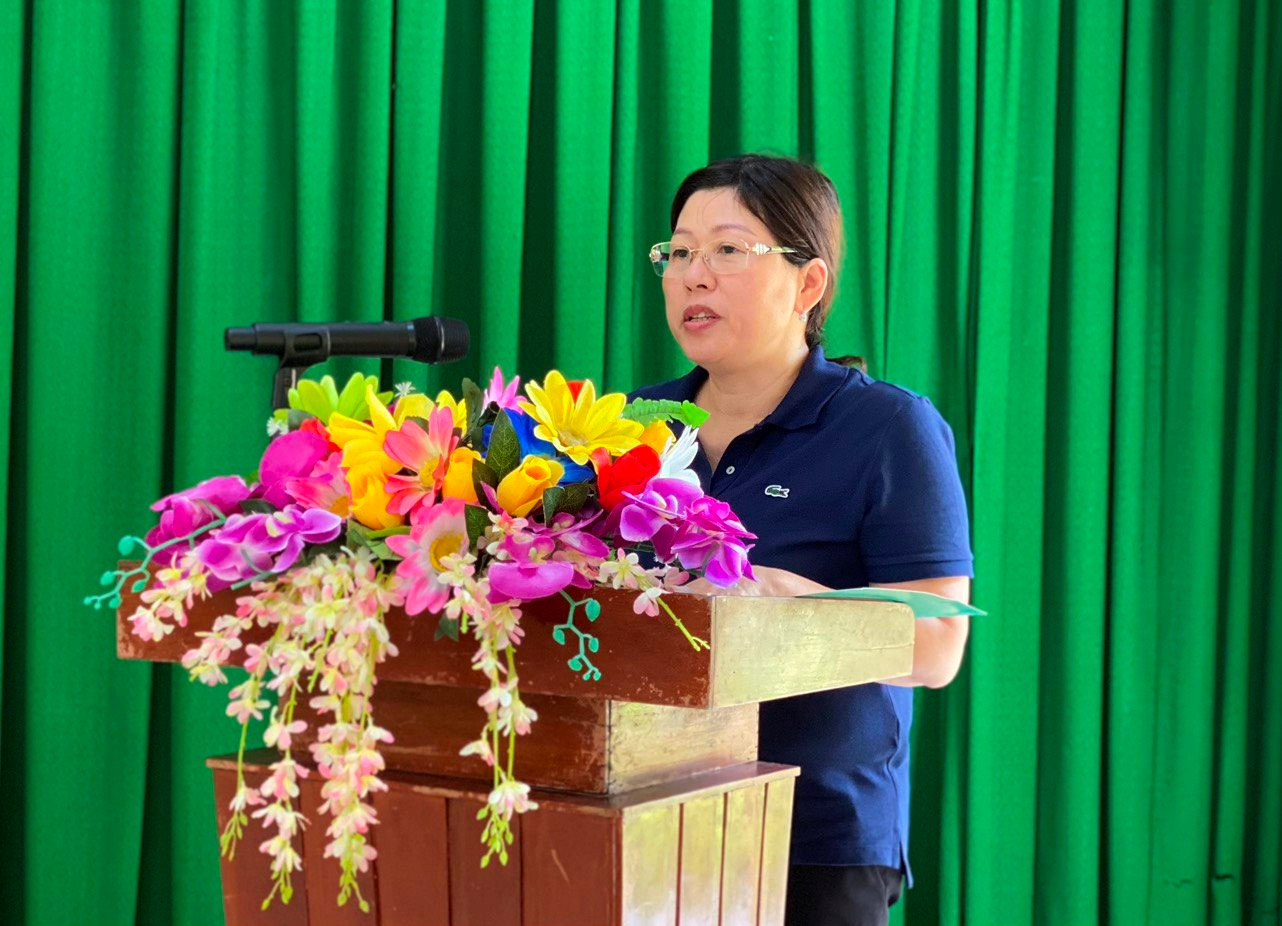 Thứ trưởng Bộ TN&MT Nguyễn Thị Phương Hoa kiểm tra công tác biên giới, biển, đảo ở Cà Mau