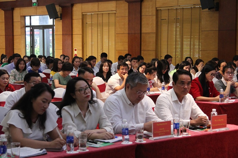 Hội nghị tập huấn công tác thi đua, khen thưởng ngành TN&MT năm 2024