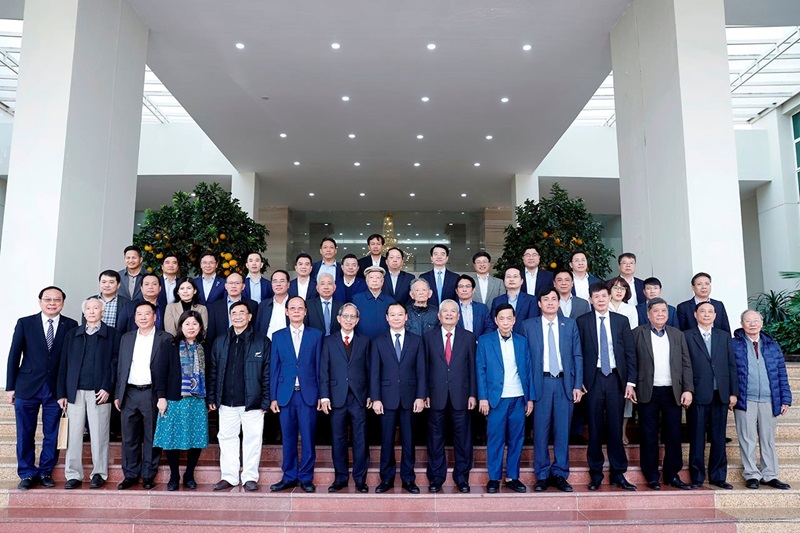 Phát huy truyền thống, đoàn kết đưa ngành TN&MT đóng góp vào sự phát triển bền vững của đất nước