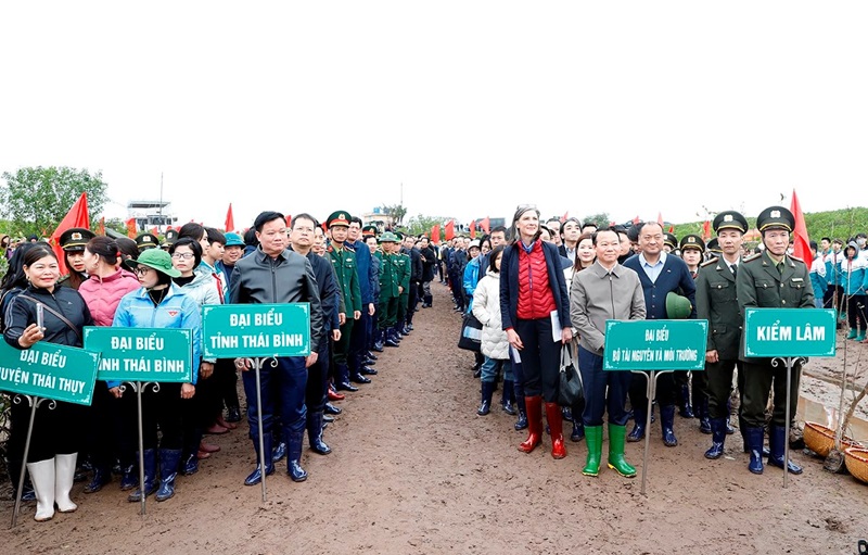Bộ TN&MT phát động “Tết trồng cây đời đời nhớ ơn Bác Hồ” tại Thái Bình