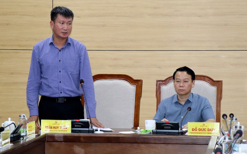 Bộ trưởng Bộ Tài nguyên và Môi trường Đỗ Đức Duy làm việc với lãnh đạo tỉnh Yên Bái về công tác khắc phục hậu quả bão số 3