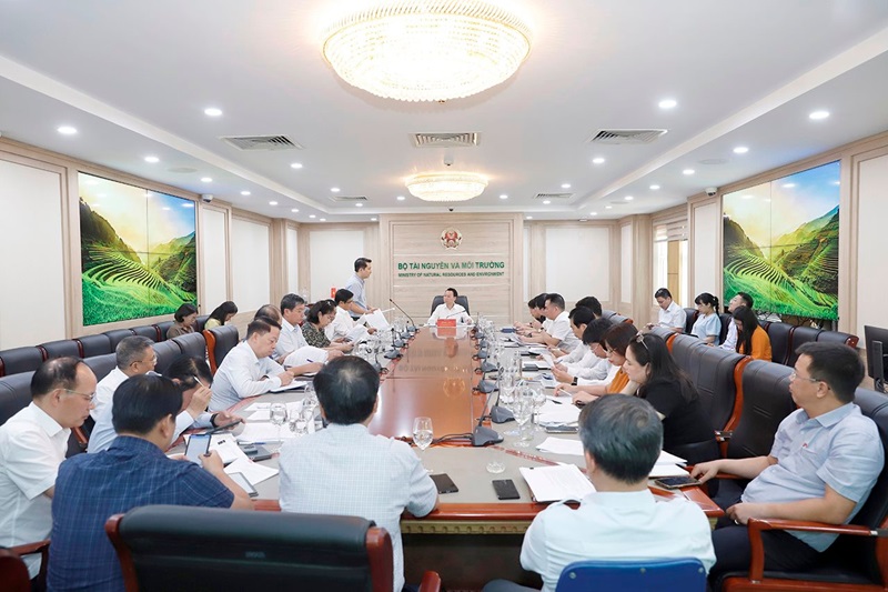 Đặt vào vai trò của cử tri và người đại biểu để thực hiện các nhiệm vụ Quốc hội giao