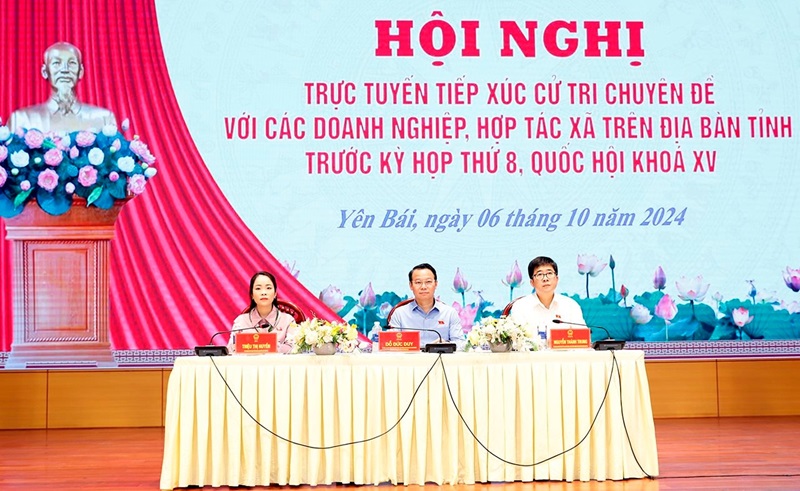 Bộ trưởng Bộ Tài nguyên và Môi trường Đỗ Đức Duy tiếp xúc cử tri tại Yên Bái