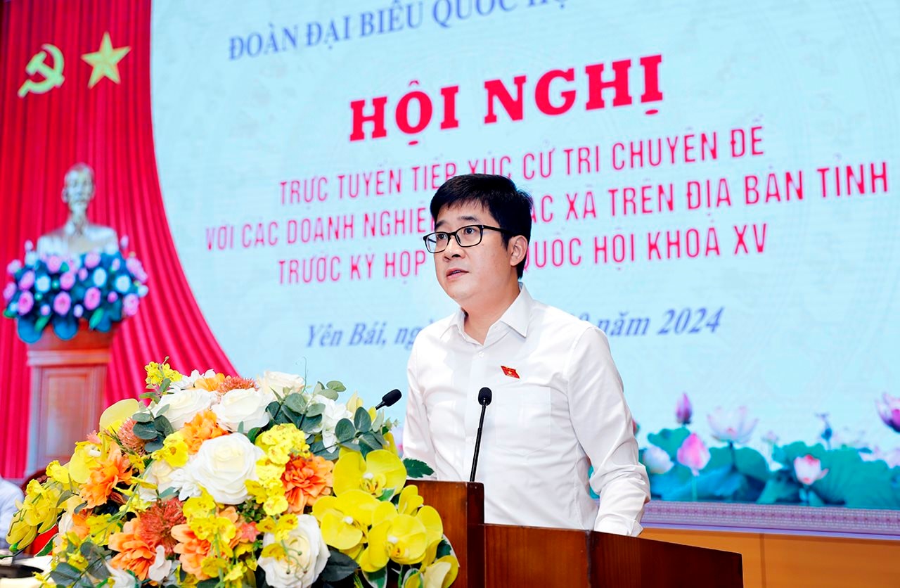 Bộ trưởng Bộ Tài nguyên và Môi trường Đỗ Đức Duy tiếp xúc cử tri tại Yên Bái