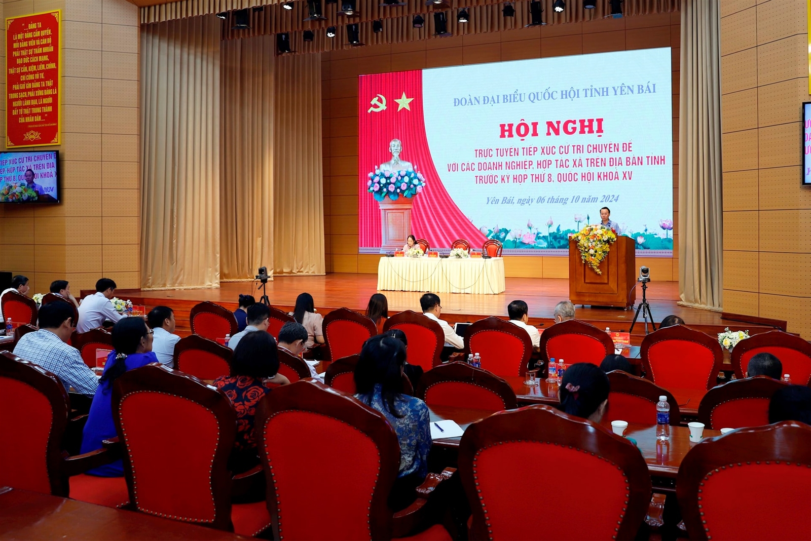 Bộ trưởng Bộ Tài nguyên và Môi trường Đỗ Đức Duy tiếp xúc cử tri tại Yên Bái