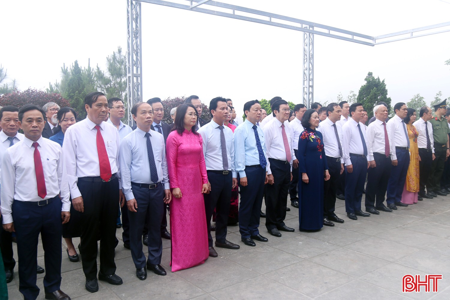 Lãnh đạo Đảng, Nhà nước dâng hương tưởng niệm Tổng Bí thư Trần Phú