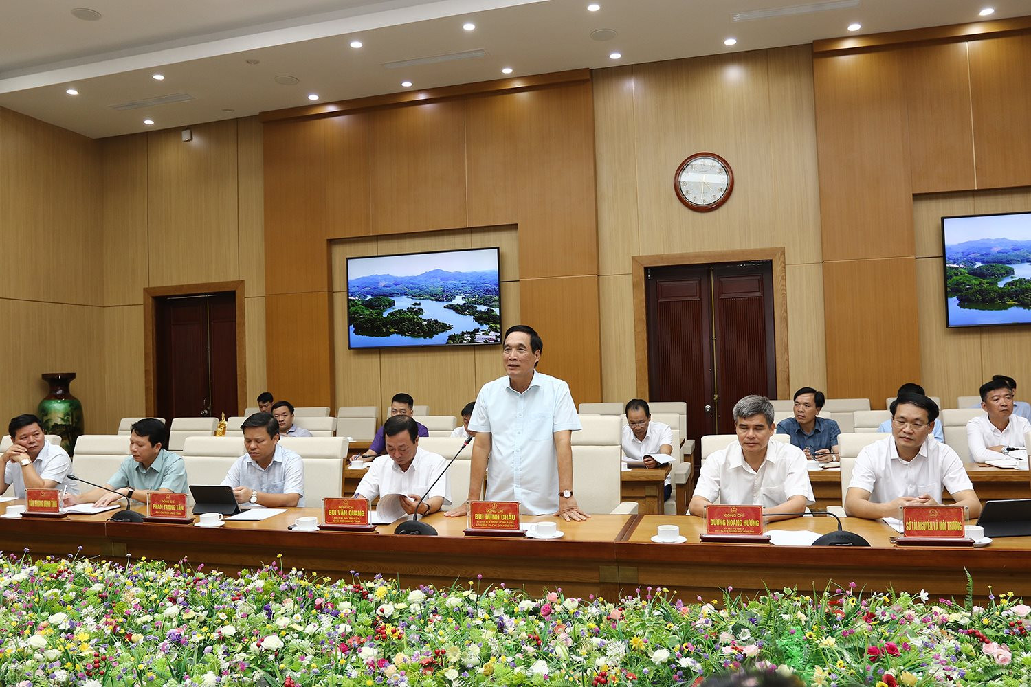 Bộ trưởng Đặng Quốc Khánh làm việc với Lãnh đạo tỉnh Phú Thọ về công tác quản lý tài nguyên và môi trường