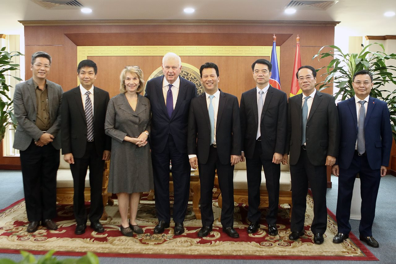 Bộ trưởng Đặng Quốc Khánh: Biến thách thức thành cơ hội để bảo vệ môi trường và thích ứng với biến đổi khí hậu