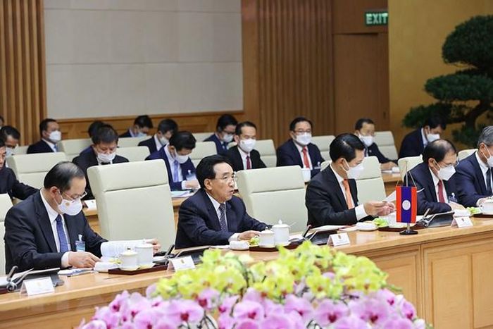 Kết nối hai nền kinh tế Việt Nam-Lào về cả thể chế và hạ tầng