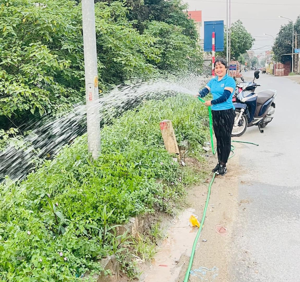 Nữ Chủ tịch Hội nỗ lực bảo vệ môi trường