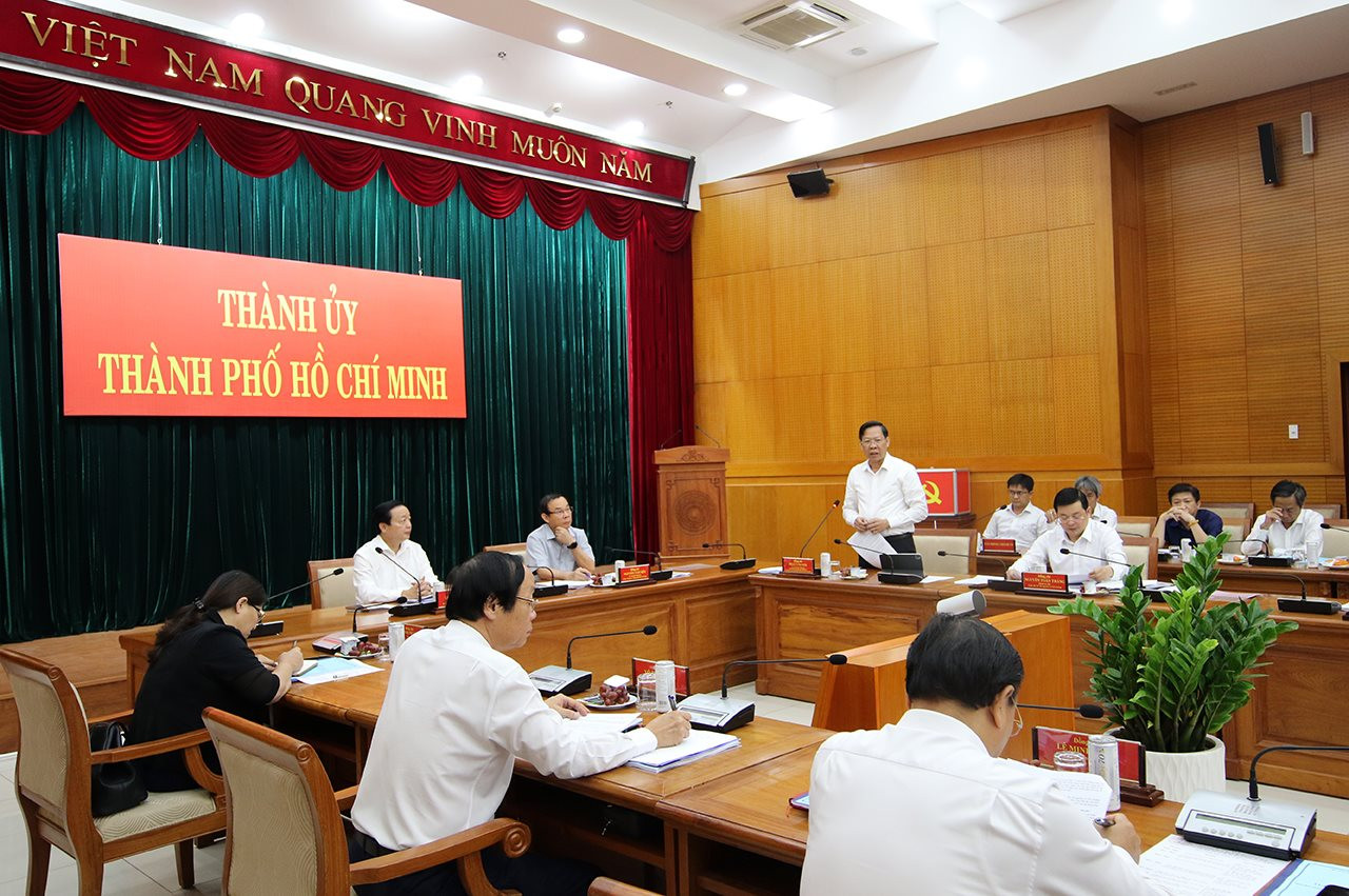 Bộ TN&MT làm việc với Thành uỷ TP.HCM về các chính sách phát triển của Thành phố